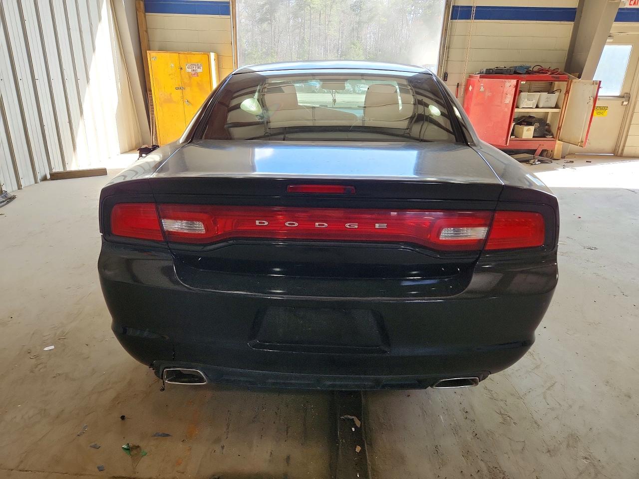 Dodge Charger Se