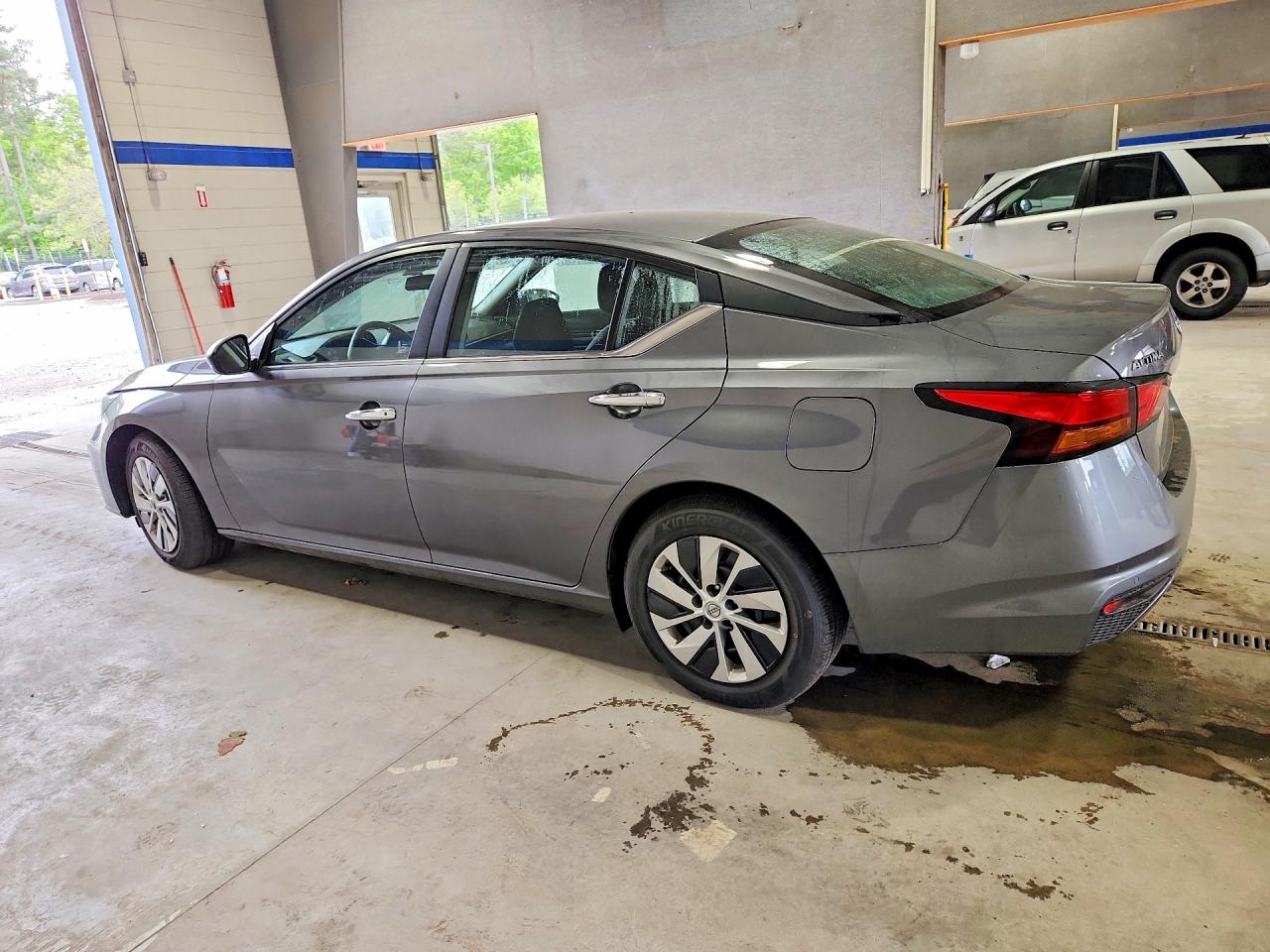 Nissan Altima S