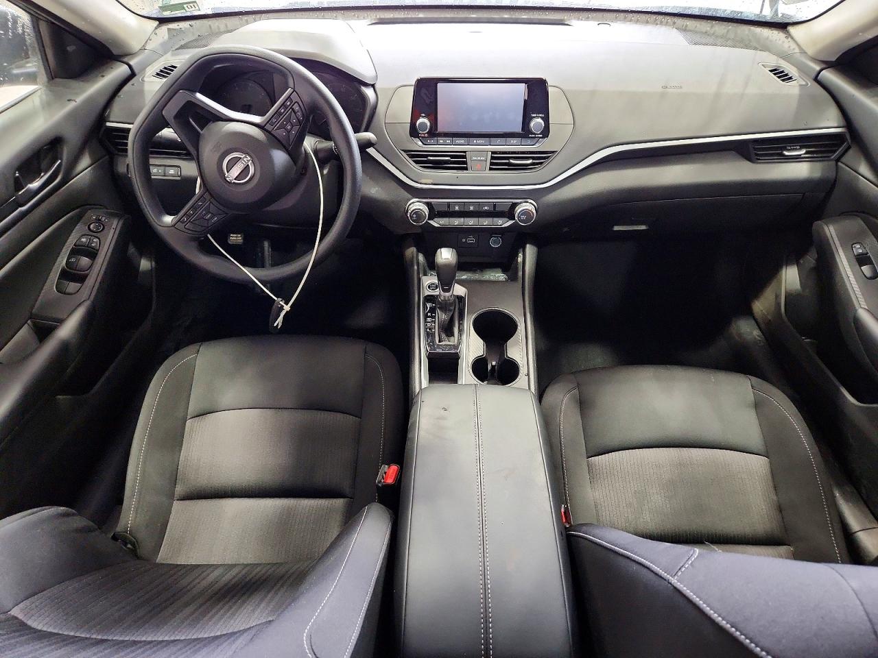 Nissan Altima S