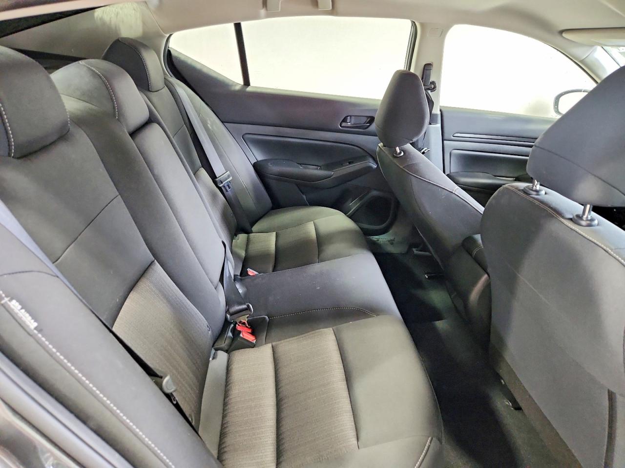 Nissan Altima S