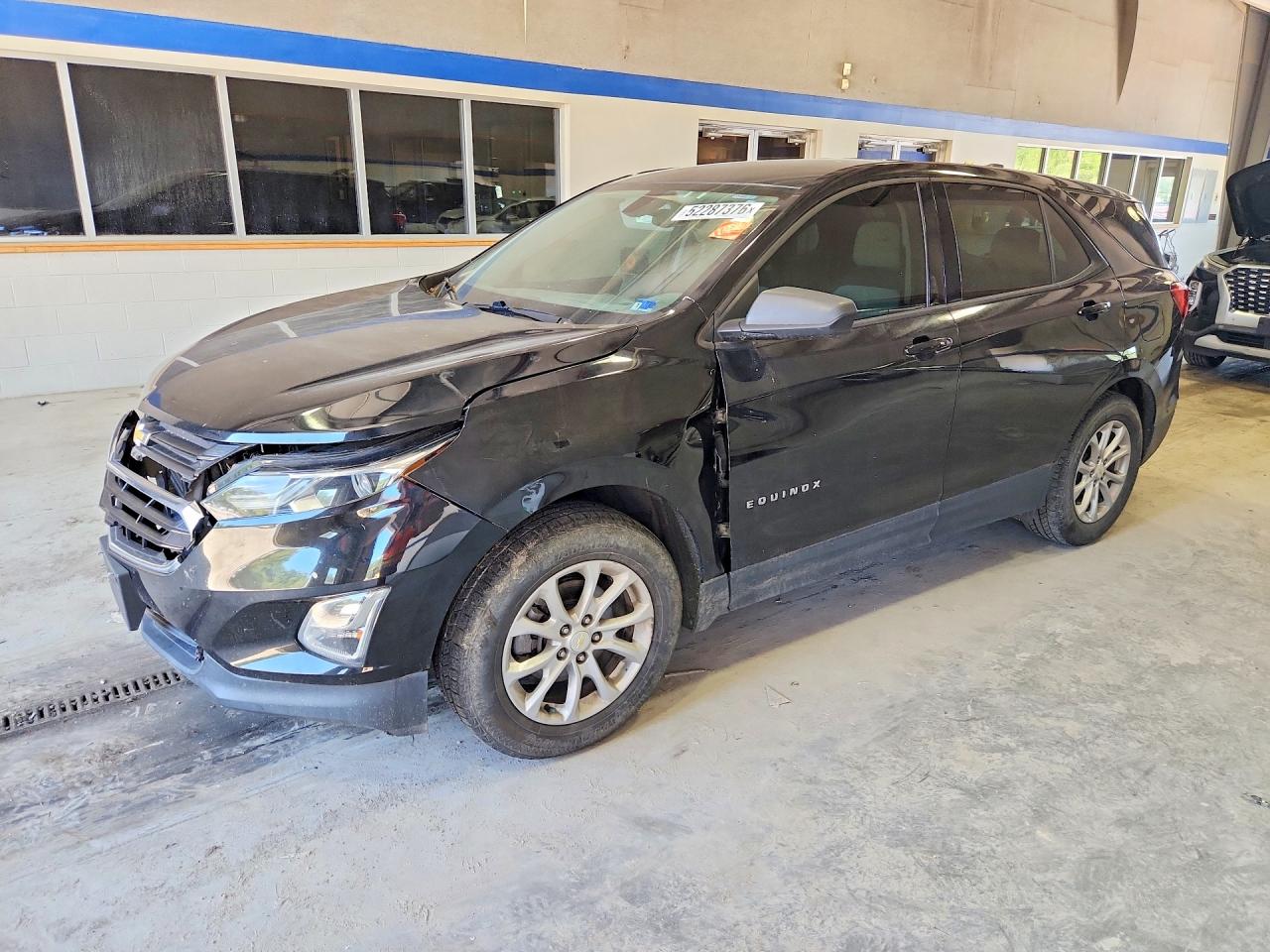 Salvage Chevrolet Equinox Image