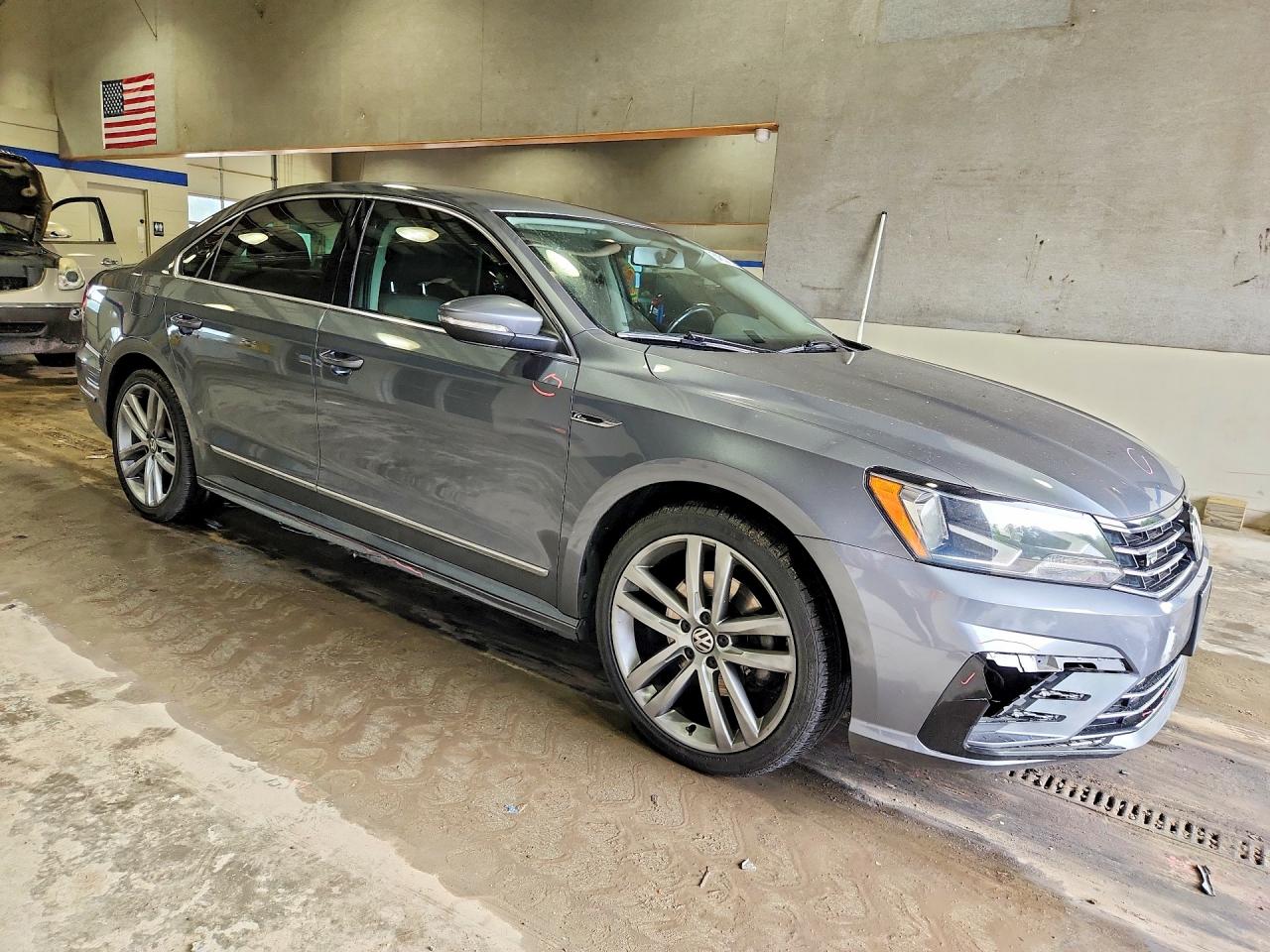 Volkswagen Passat R-line