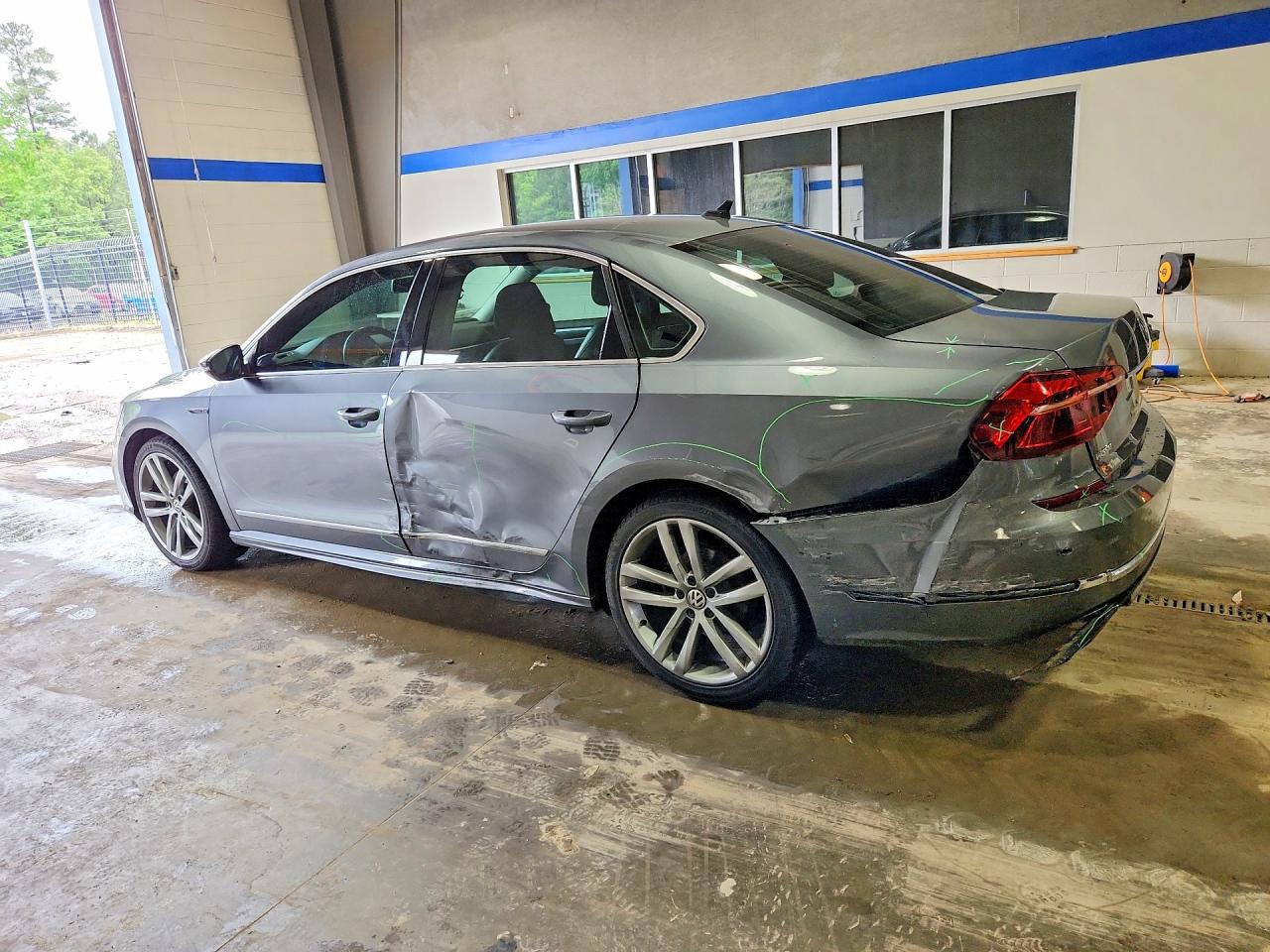 Volkswagen Passat R-line