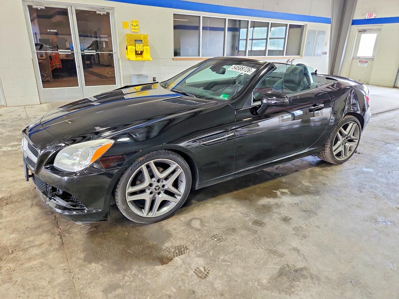 Salvage Mercedes-Benz Slk-class Image