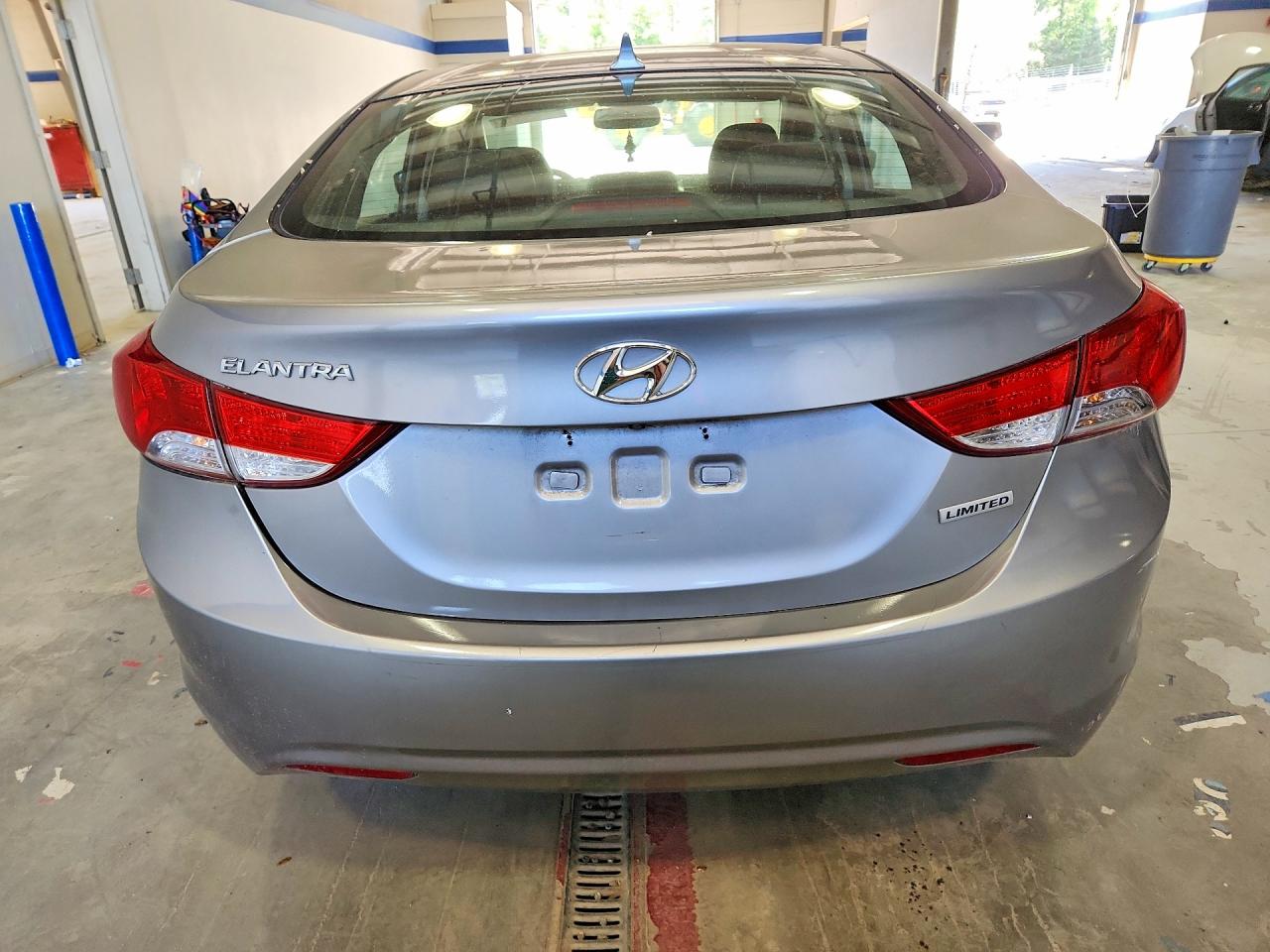 Hyundai ELANTRA Limited