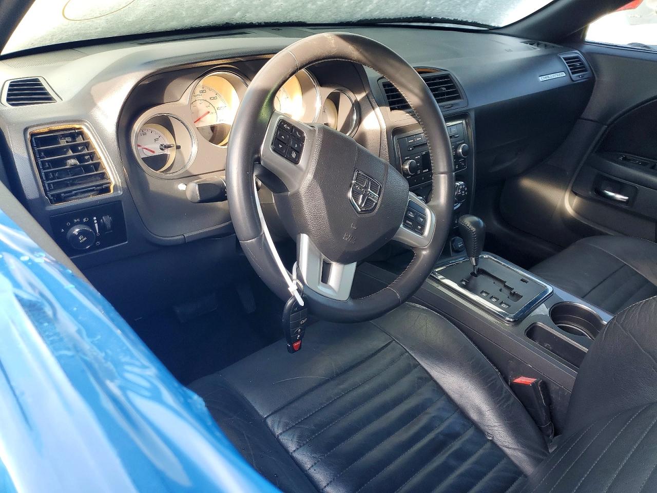 Dodge Challenger Sxt