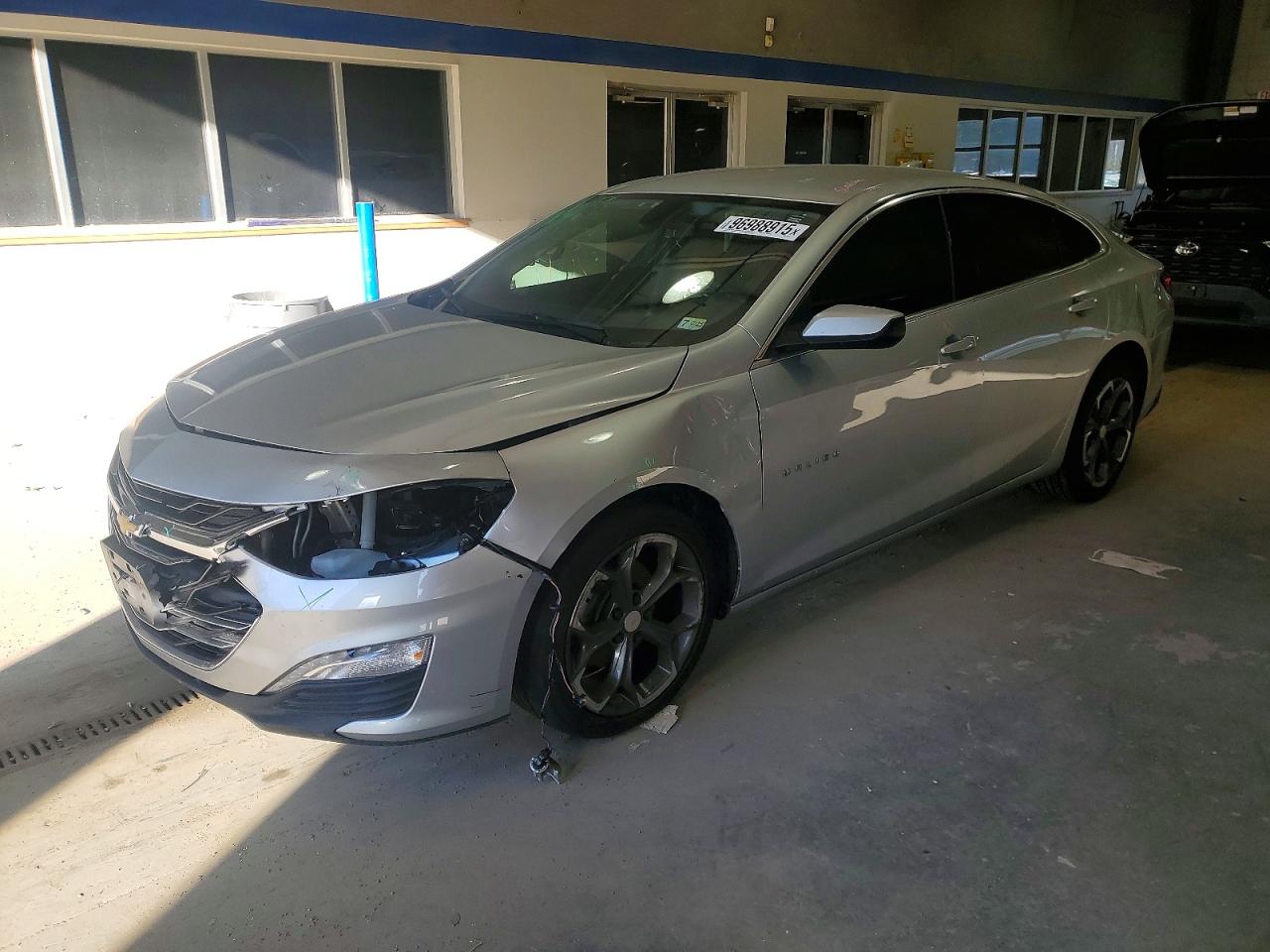 Salvage Chevrolet Malibu Image