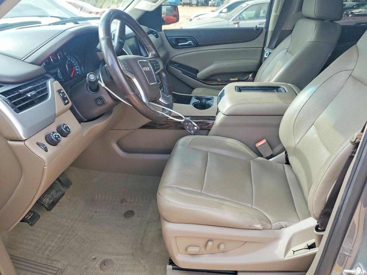 GMC Yukon Slt