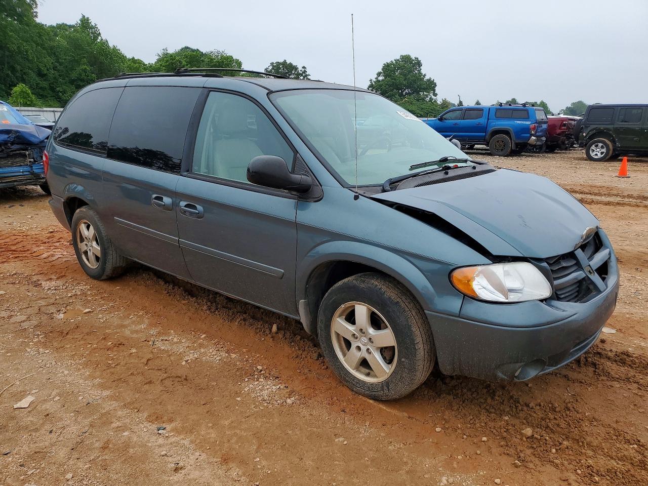 Dodge Caravan Sxt