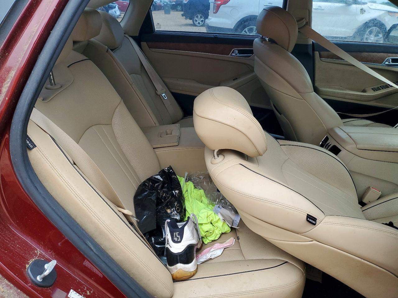 Hyundai Genesis 5.0l