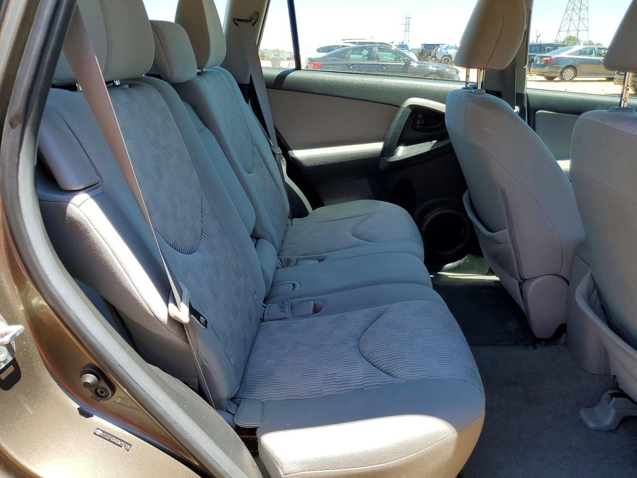 Toyota RAV4 Base