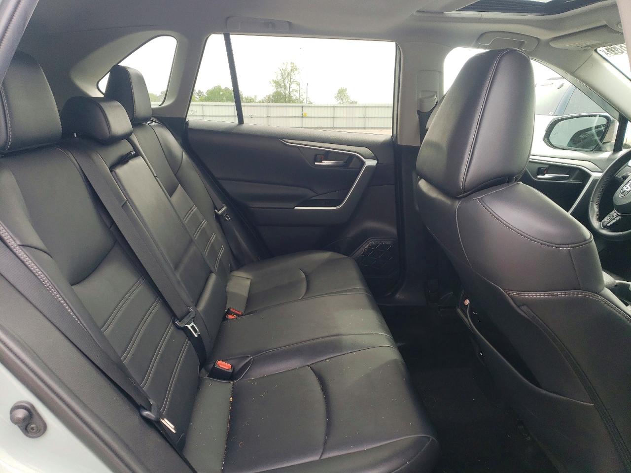 Toyota RAV4 Xle Premium