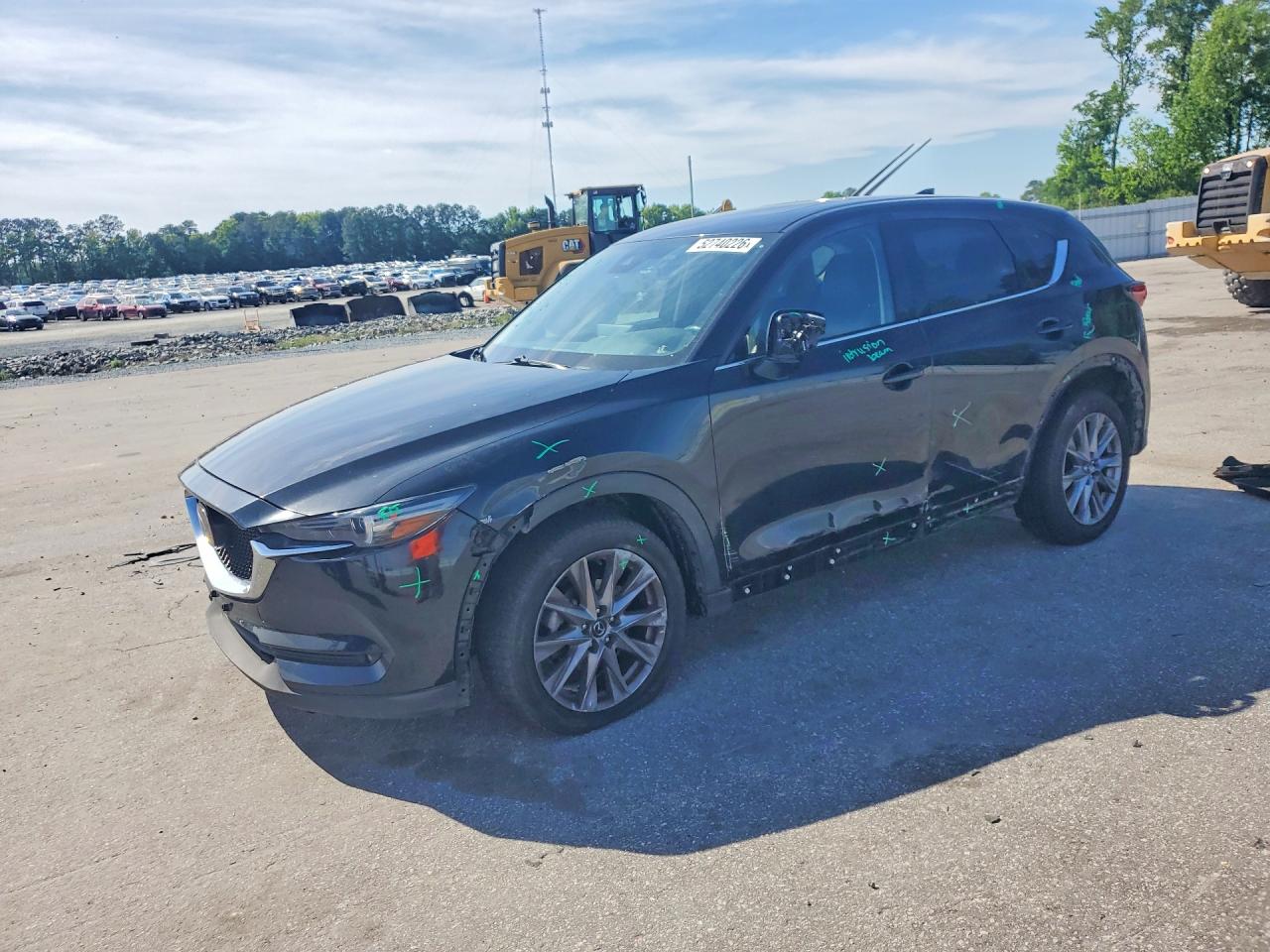 Salvage Mazda Cx Image