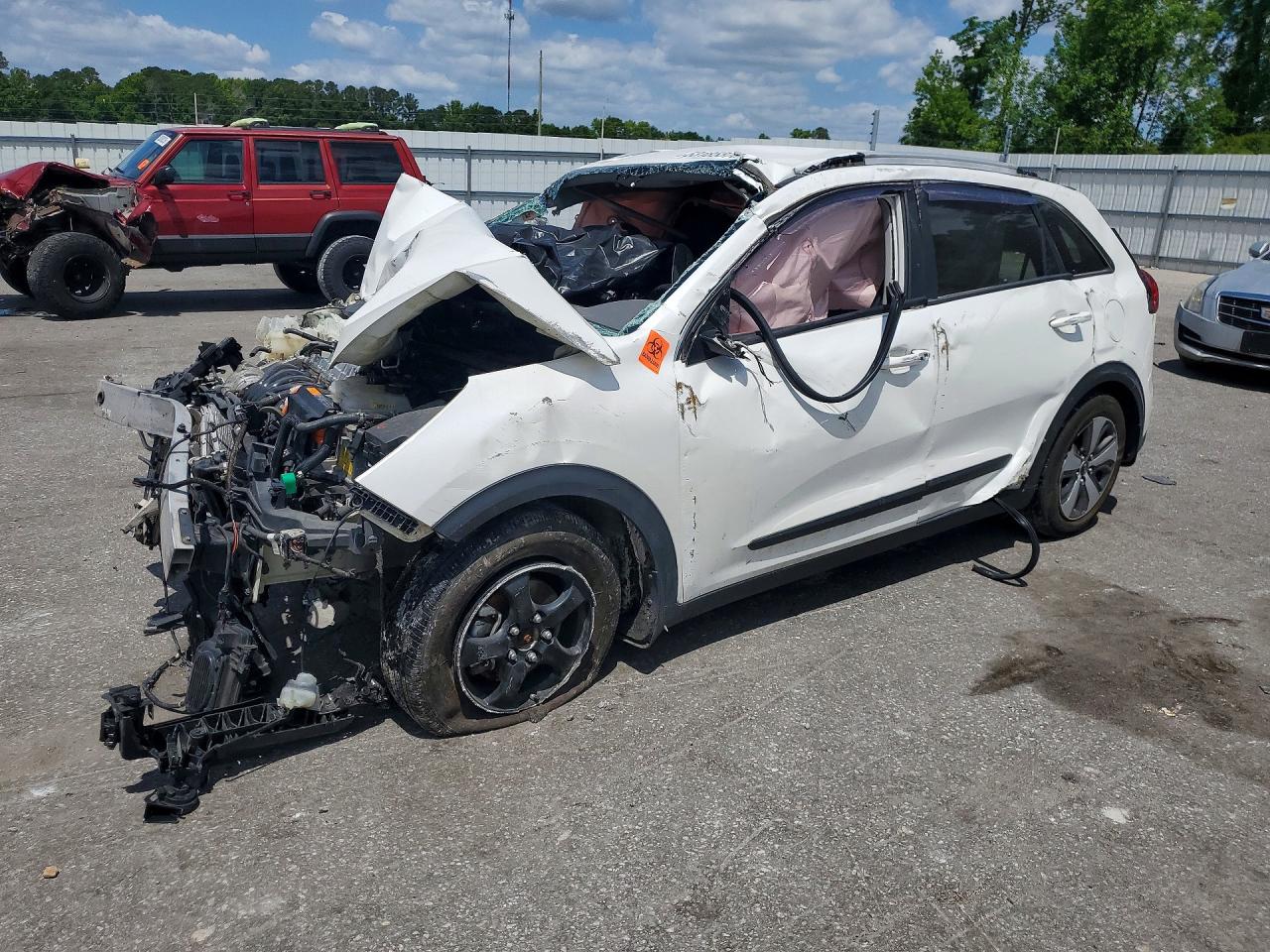 Salvage Kia Niro Image