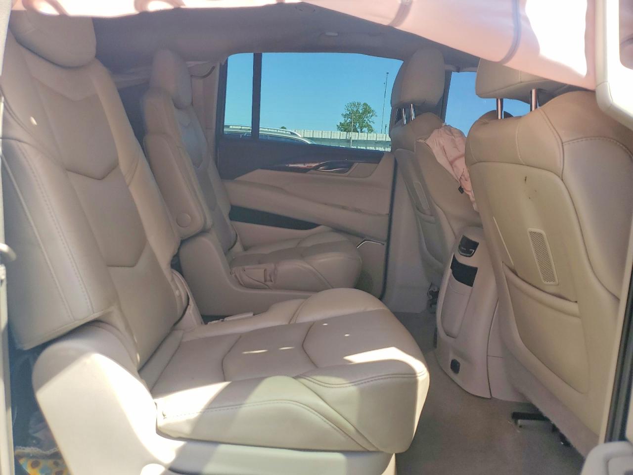 Cadillac Escalade Esv Luxury