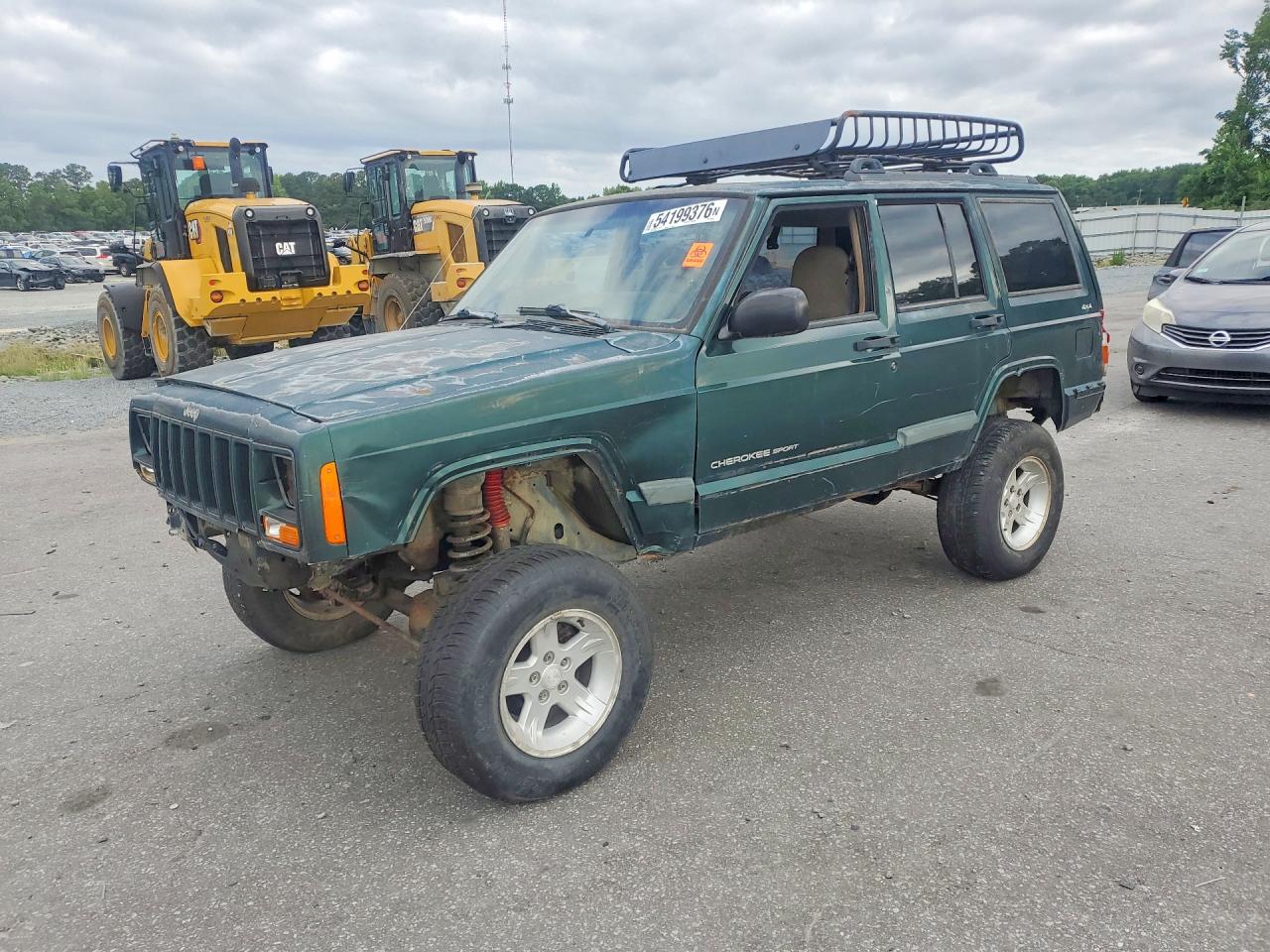 Salvage Jeep Cherokee Image