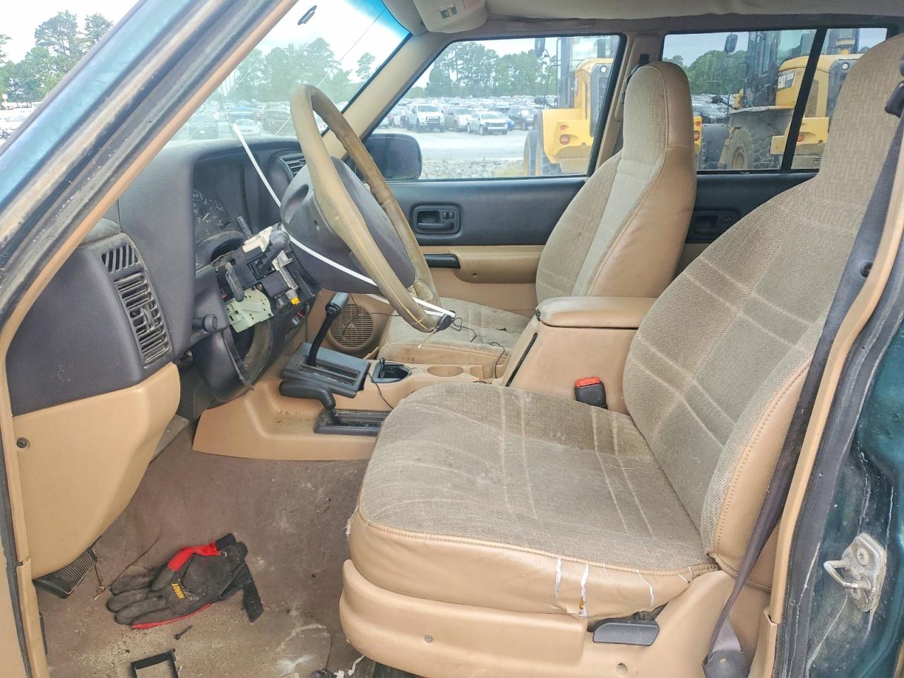Jeep Cherokee Sport