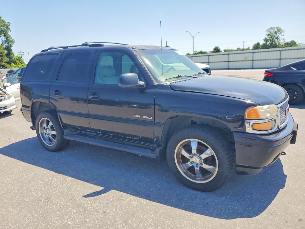 GMC Denali