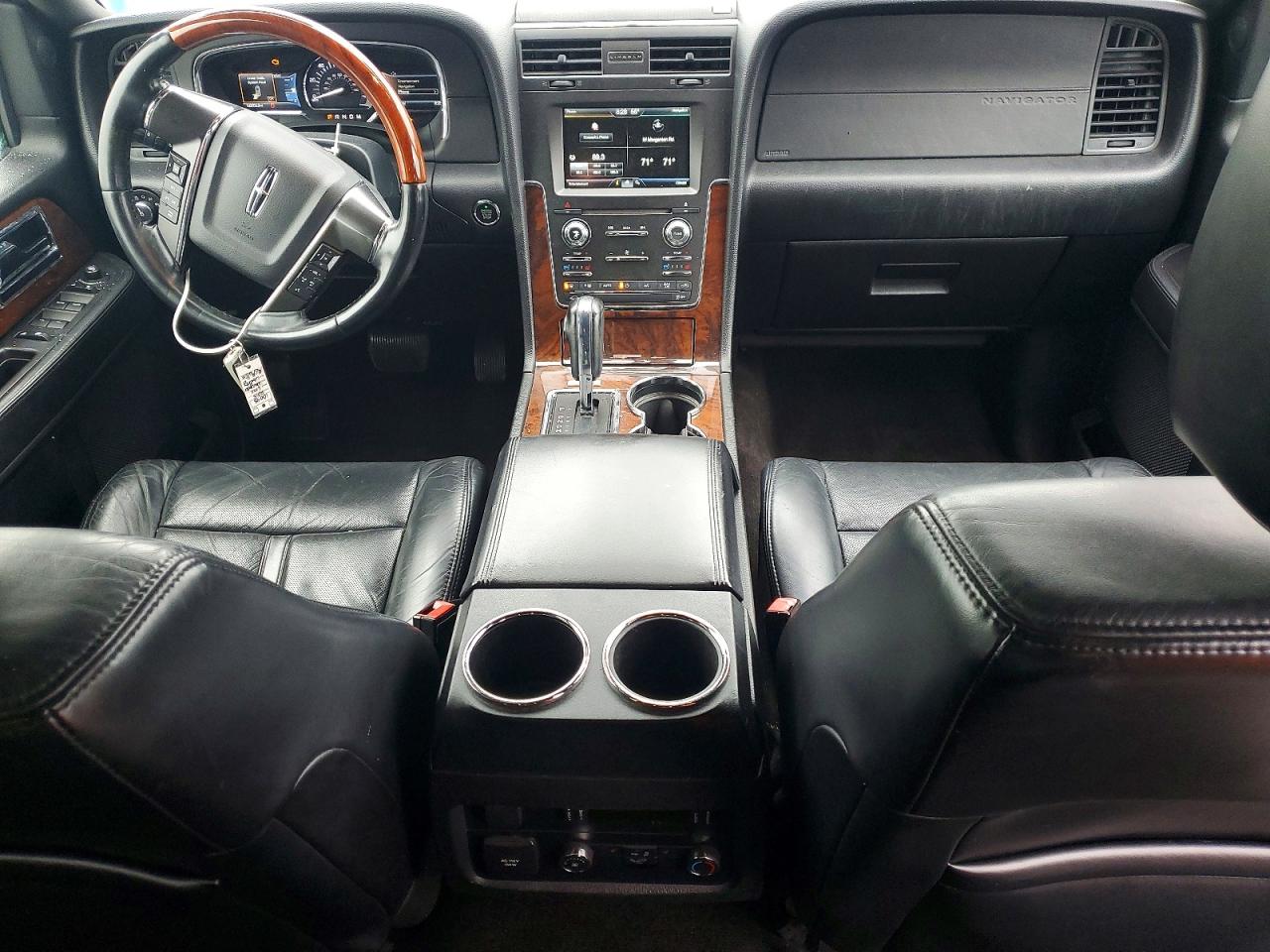 Lincoln Navigator L