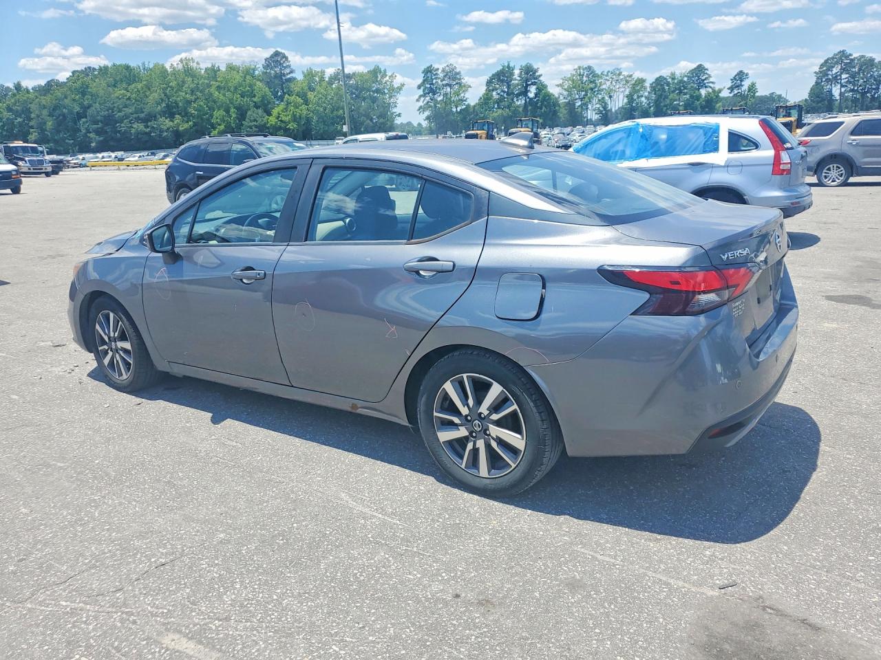 Nissan Versa Sv
