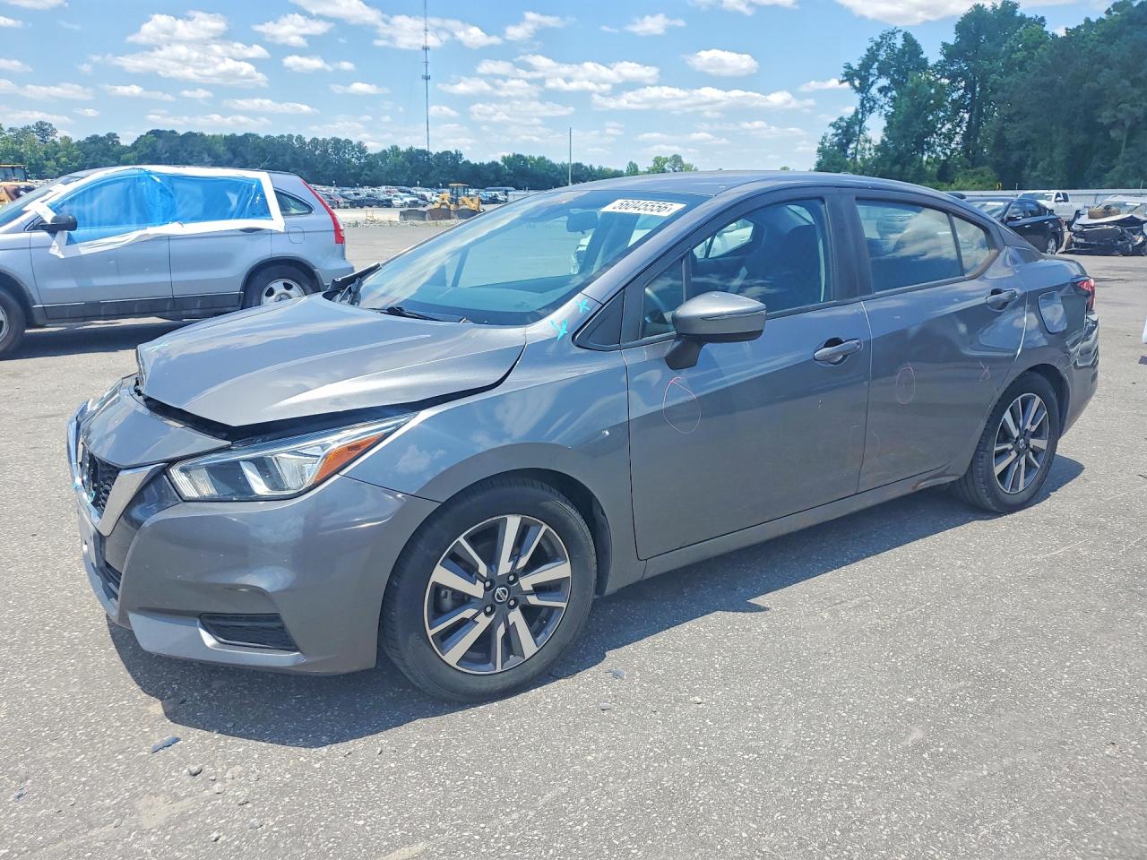 Salvage Nissan Versa Image