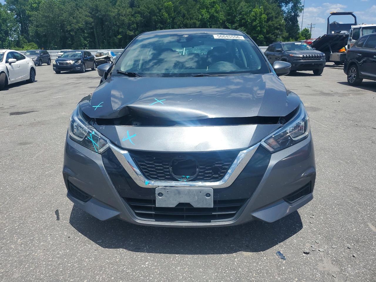 Nissan Versa Sv