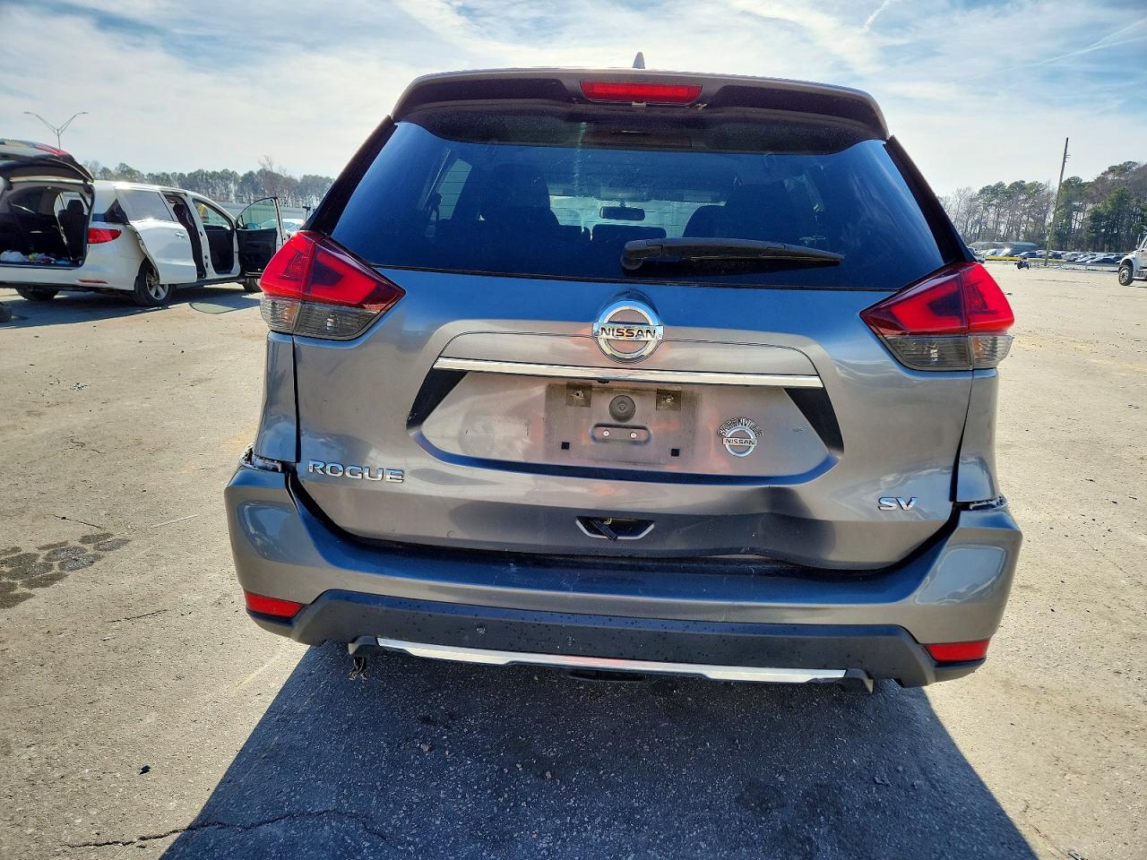 Nissan Rogue S
