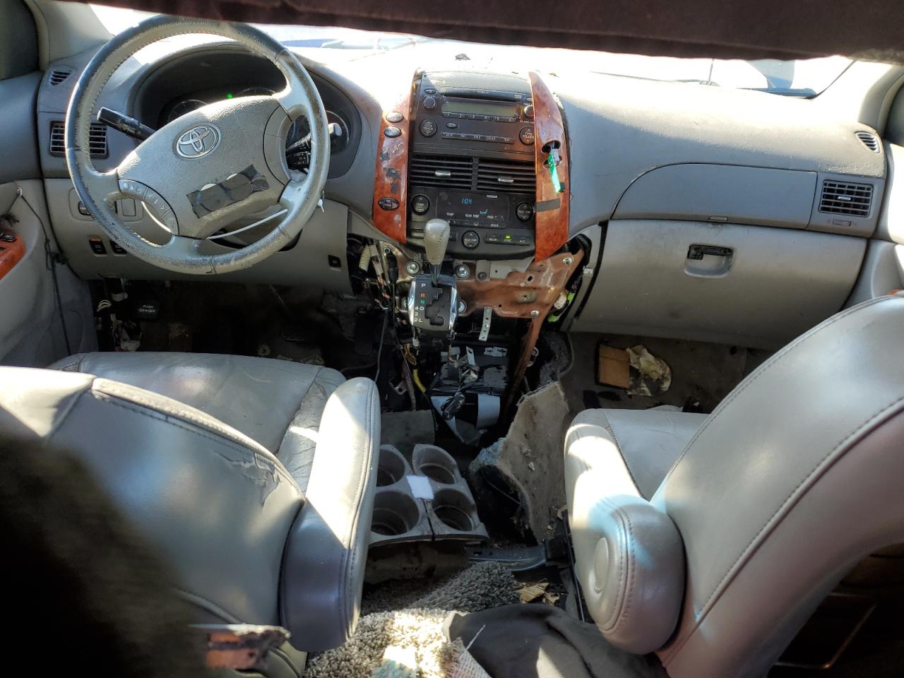 Toyota Sienna Xle