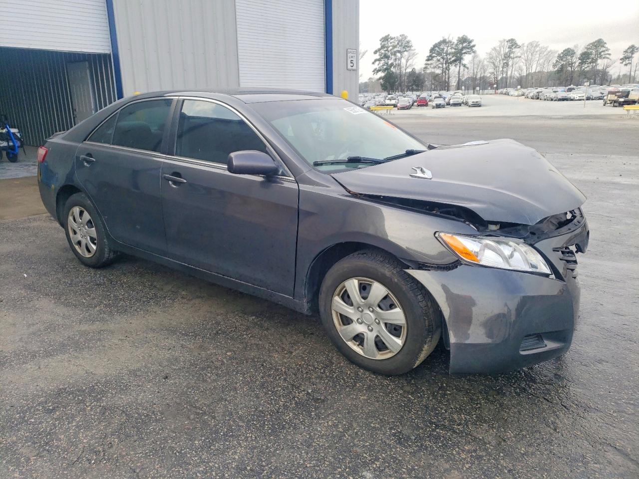 Toyota Camry Ce