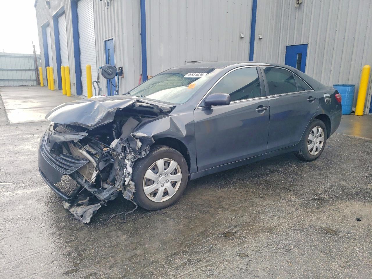 Salvage Toyota Camry Image