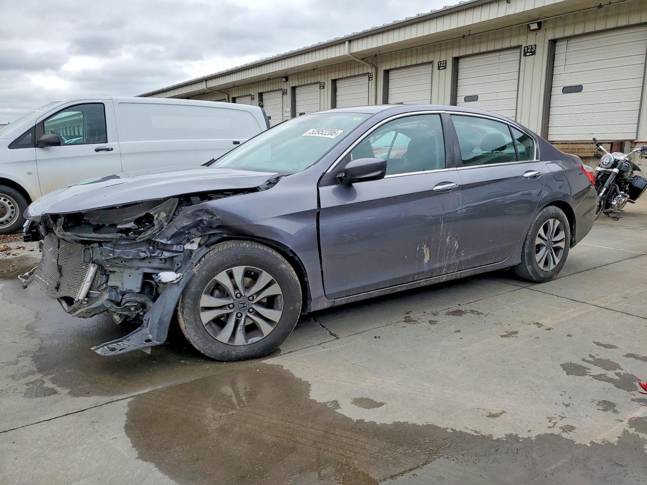 Salvage Honda Accord Image