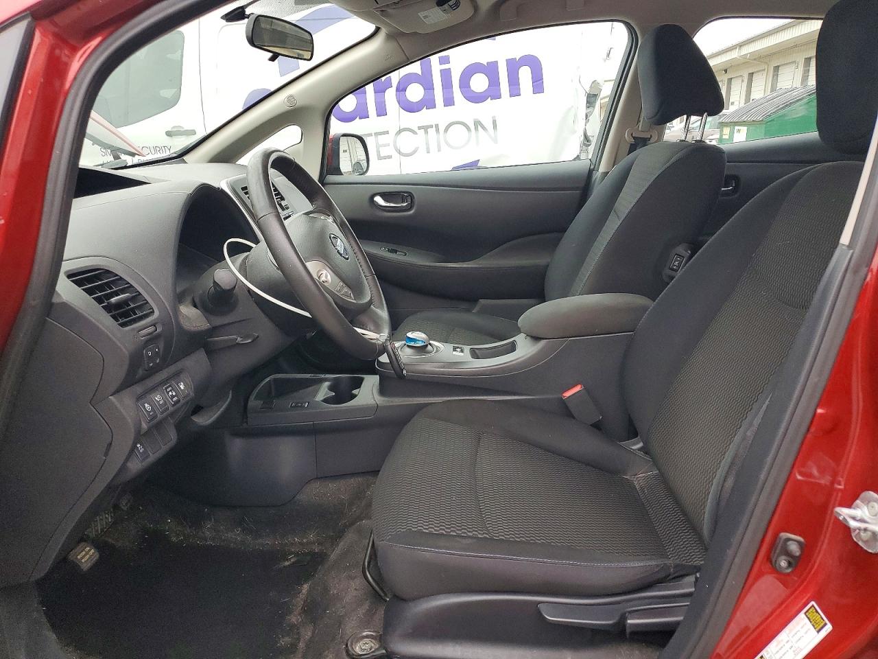 Nissan LEAF S