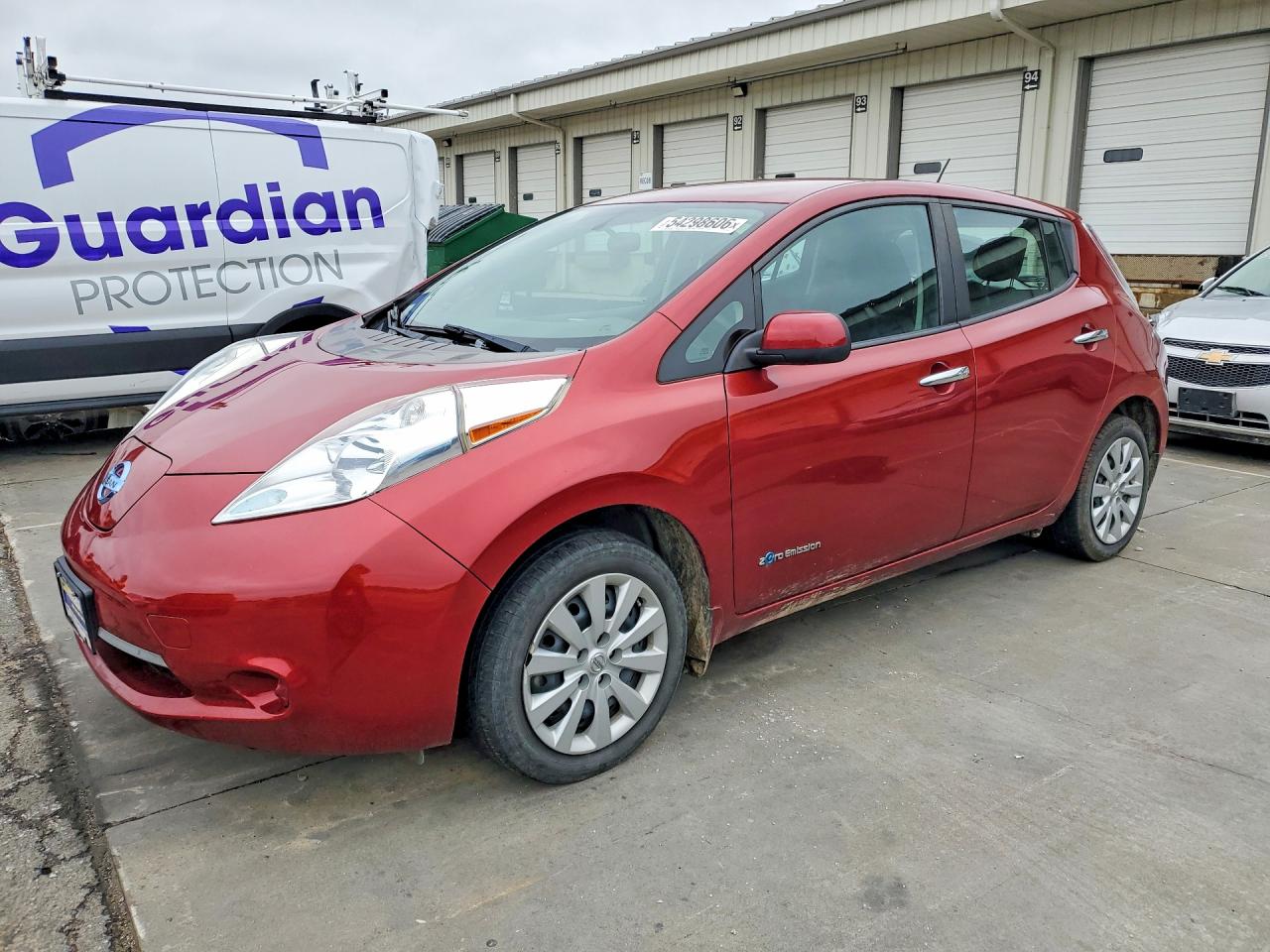Salvage Nissan LEAF Image