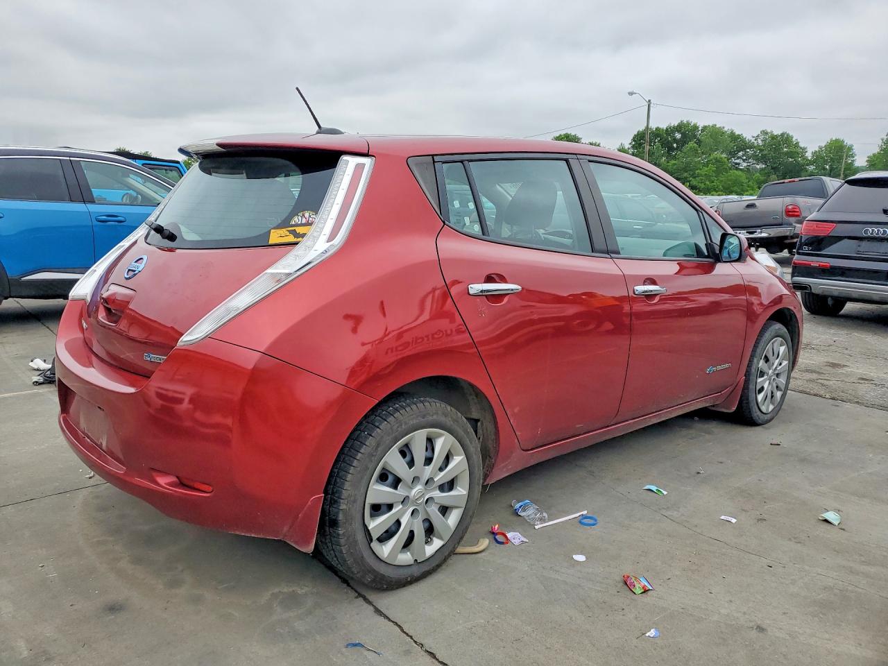 Nissan LEAF S