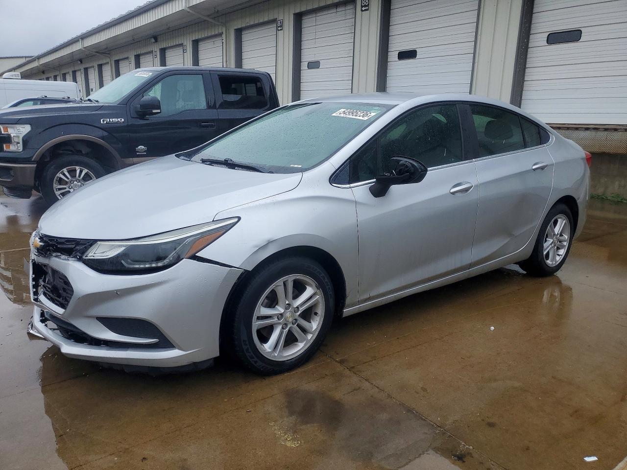 Salvage Chevrolet Cruze Image