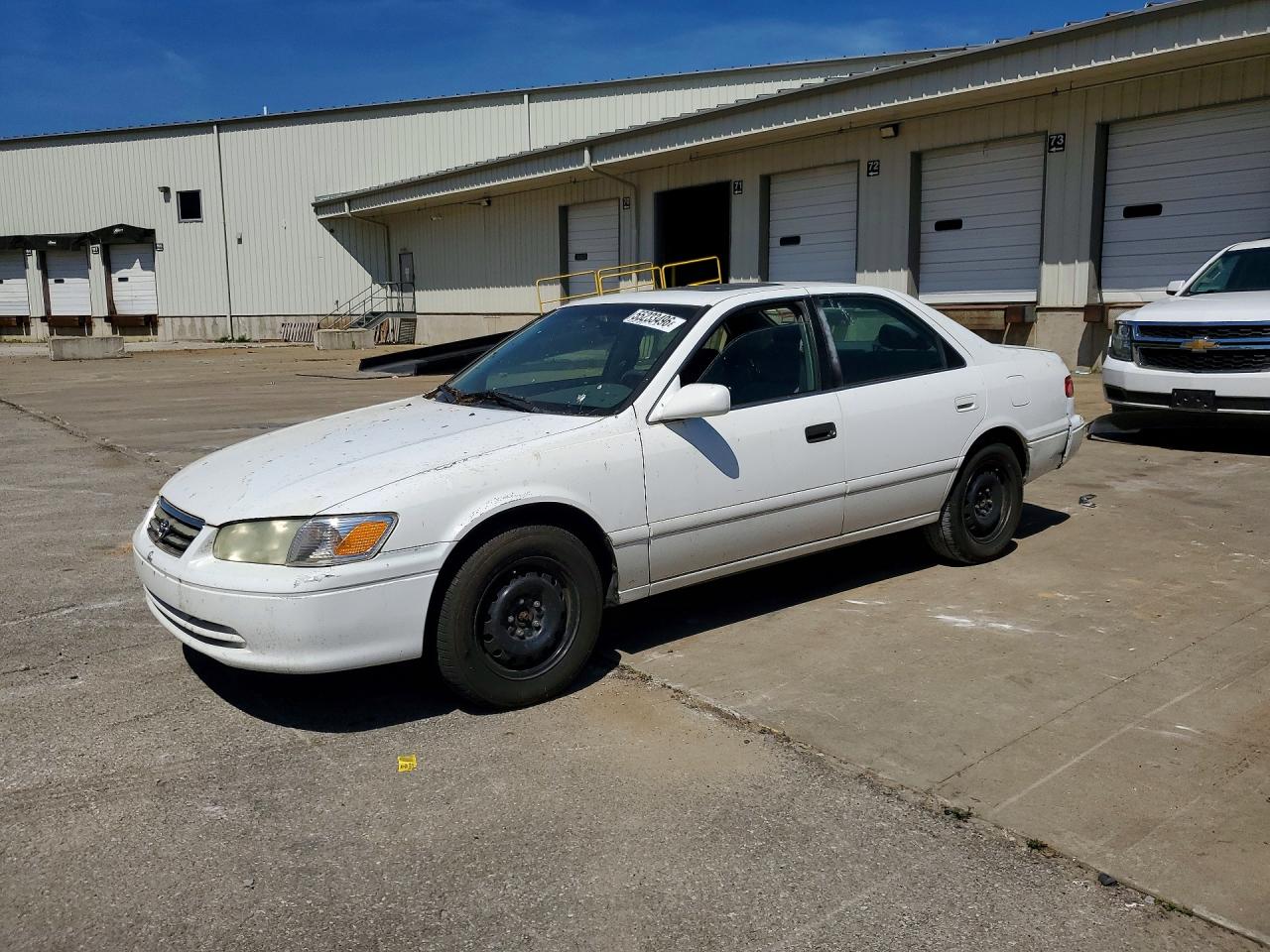 Salvage Toyota Camry Image
