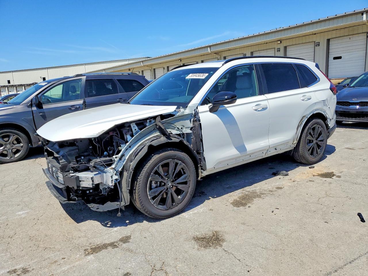 Salvage Honda Crv Image