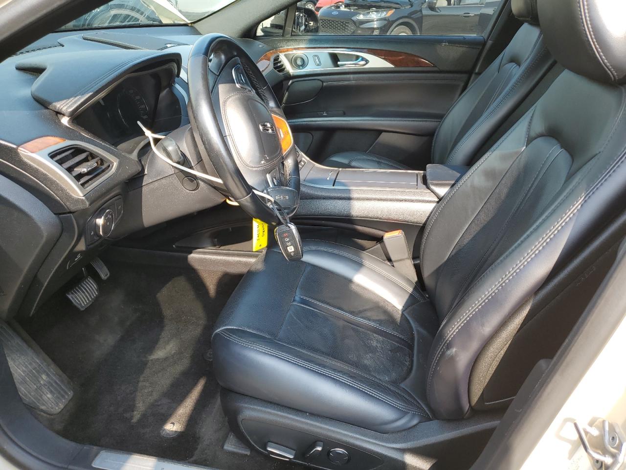 Lincoln MKZ Reserve