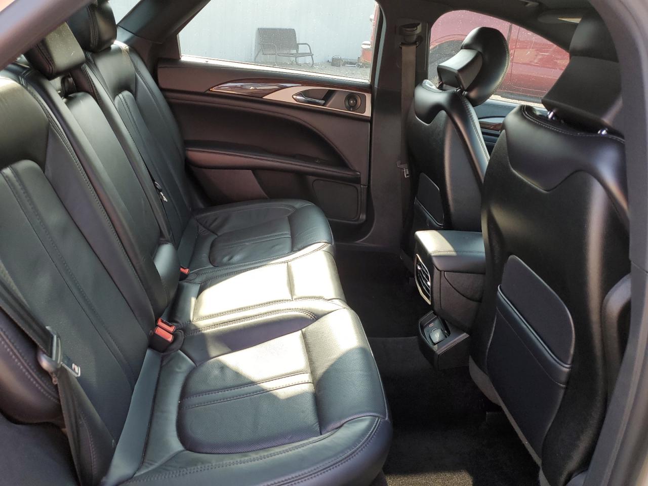 Lincoln MKZ Reserve