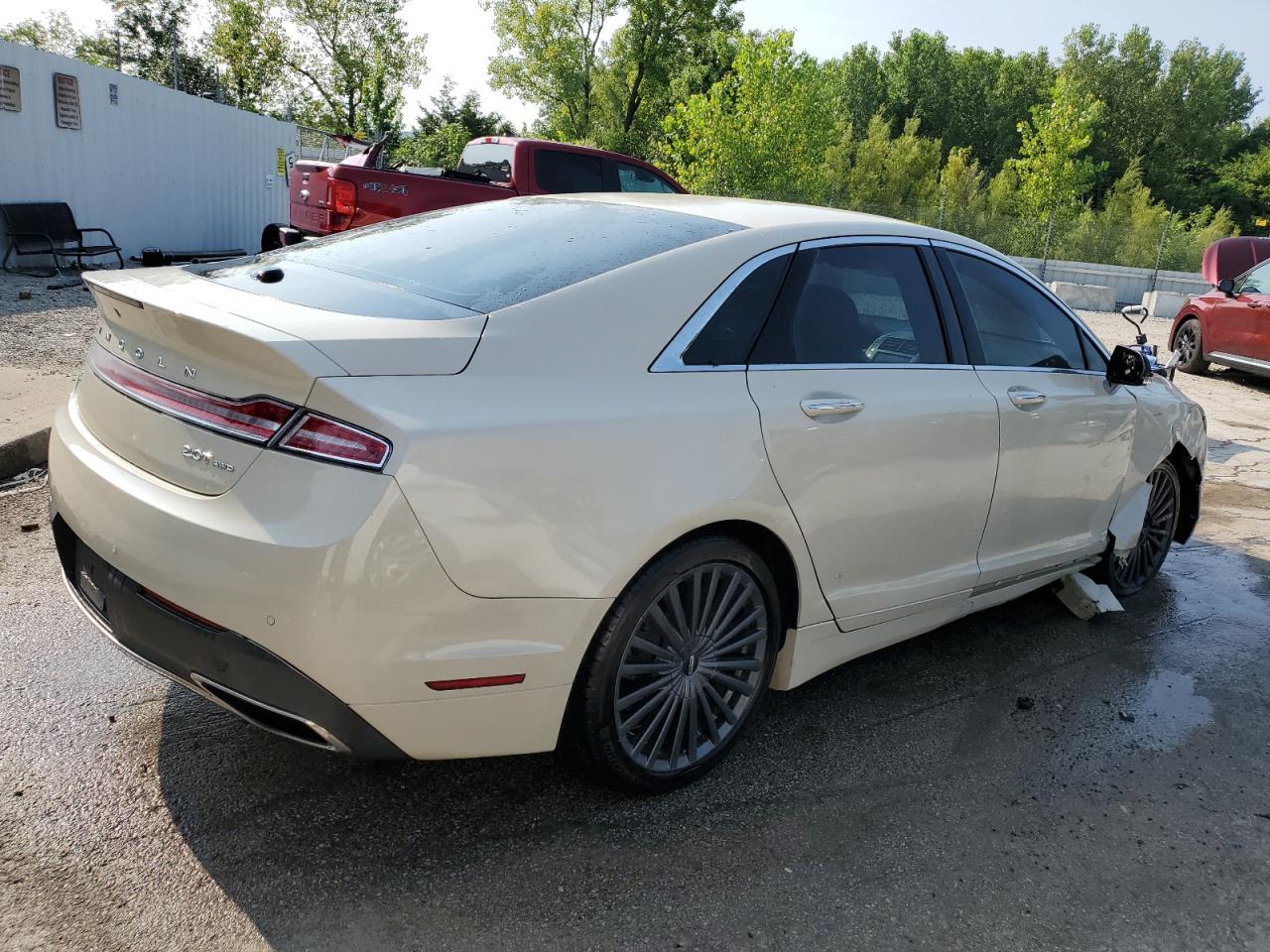 Lincoln MKZ Reserve