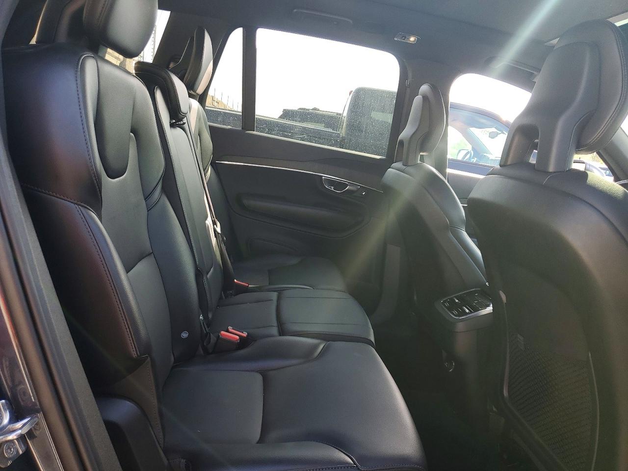 Volvo XC90 T5 Momentum