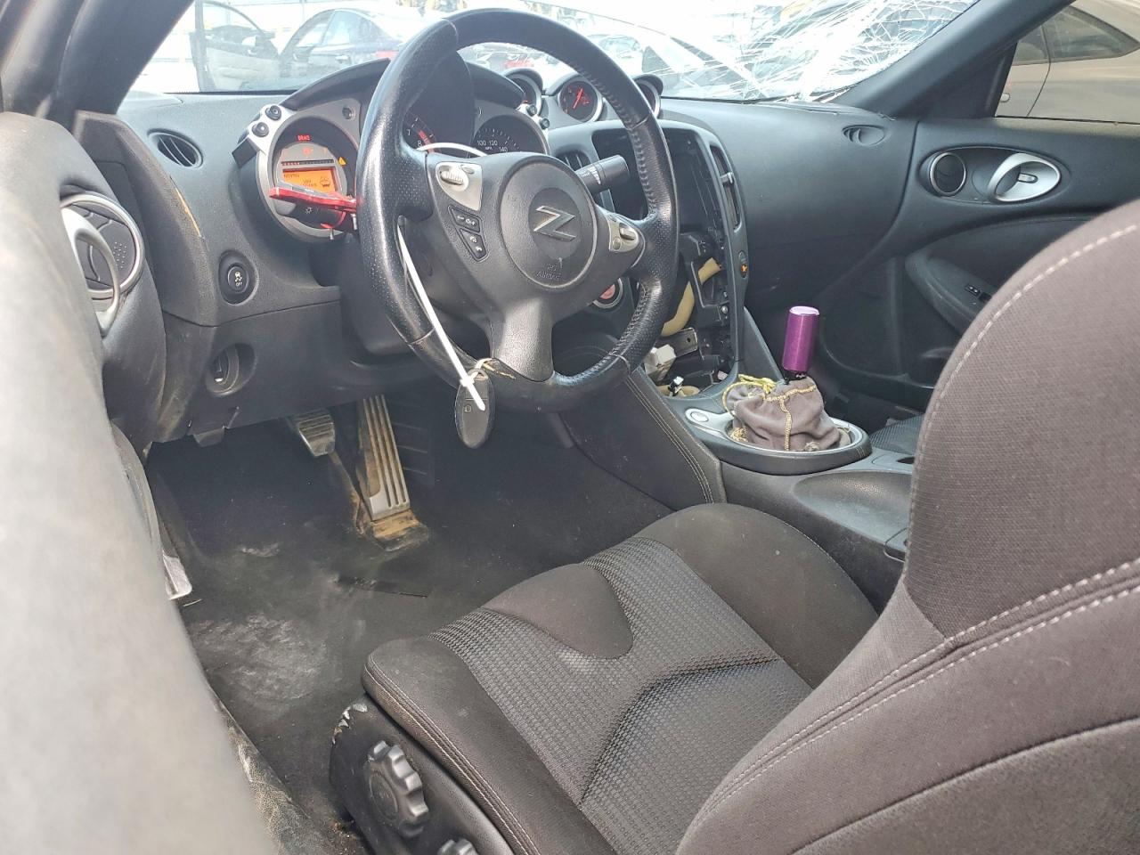 Nissan 370Z Base