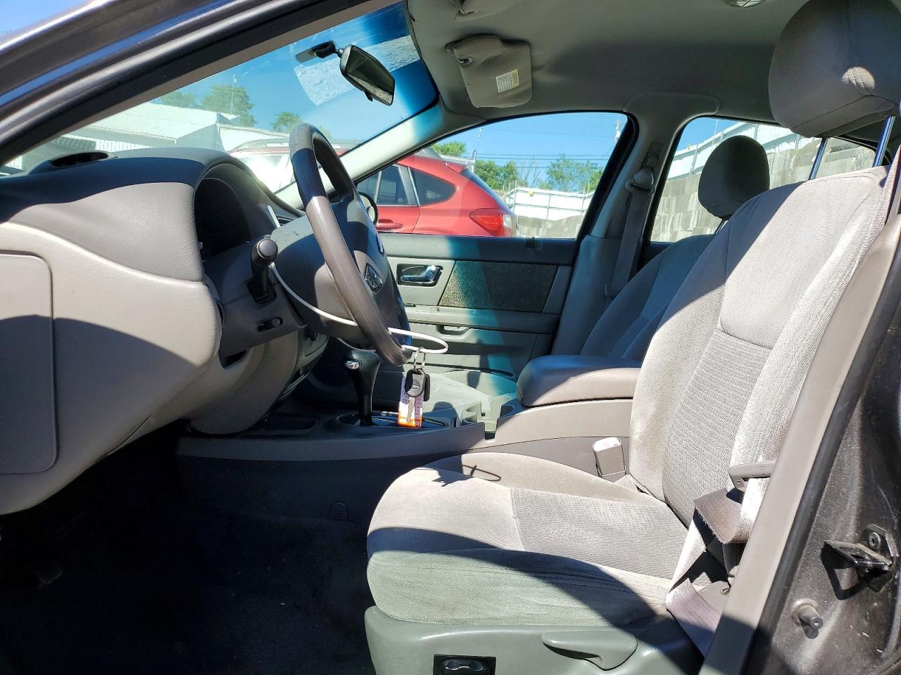 Ford Taurus Se