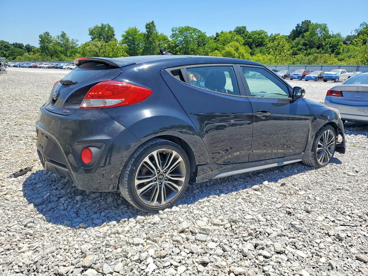 Hyundai VELOSTER Turbo