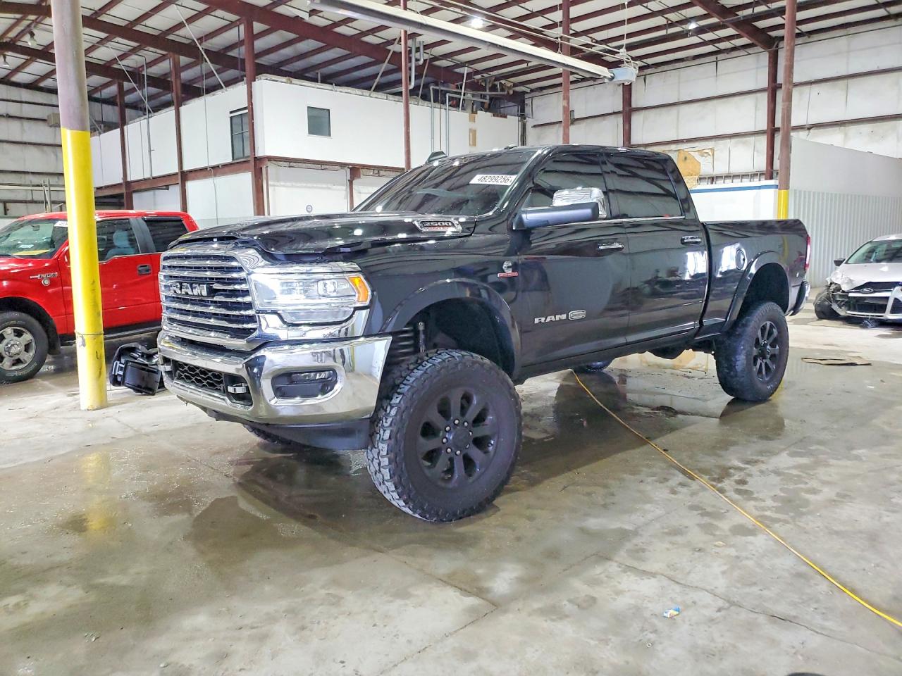 Salvage Ram 2500 Image