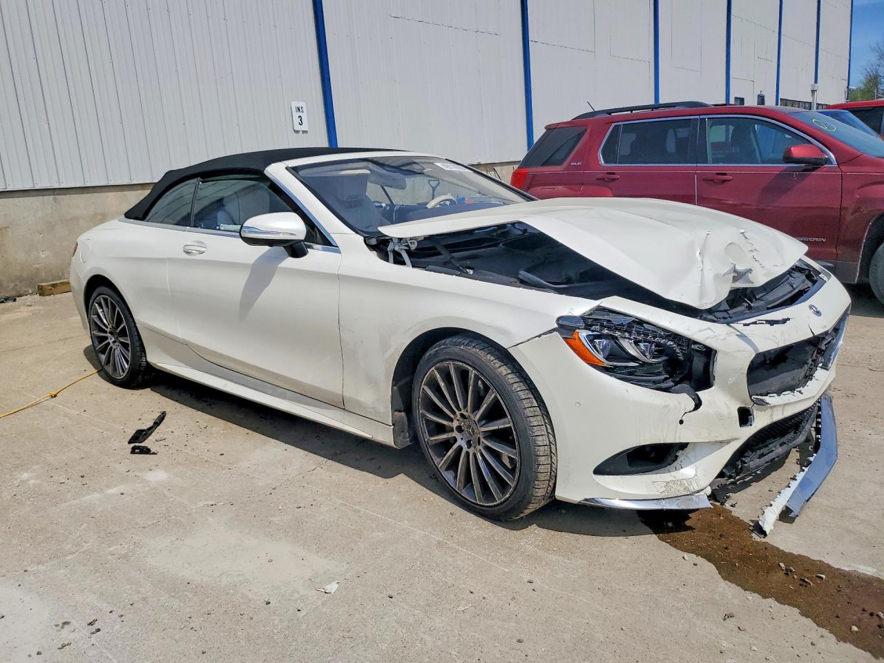 Mercedes-Benz S-Class 550