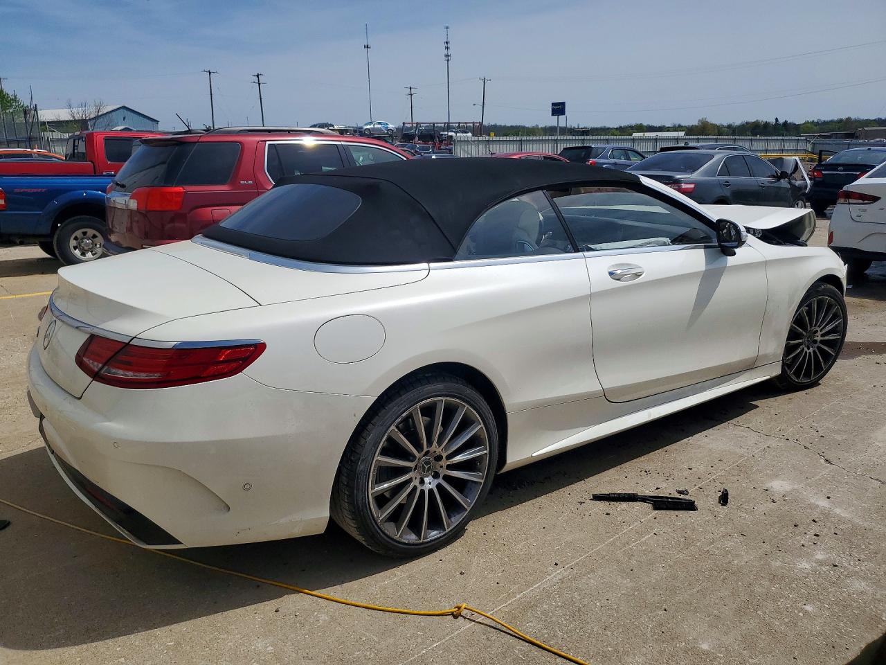 Mercedes-Benz S-Class 550