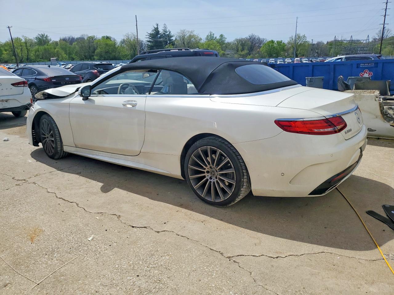 Mercedes-Benz S-Class 550