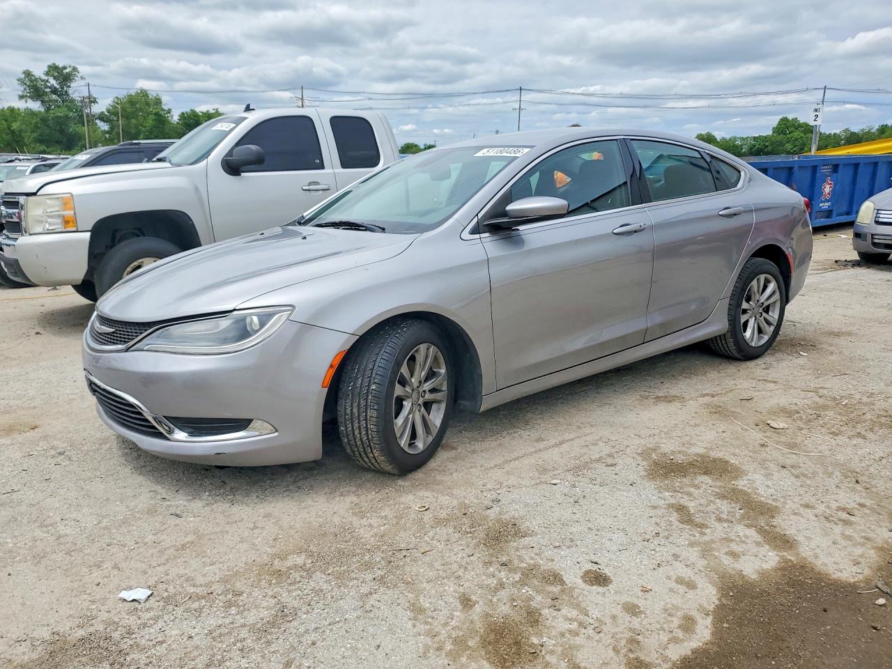 Salvage Chrysler 200 Image