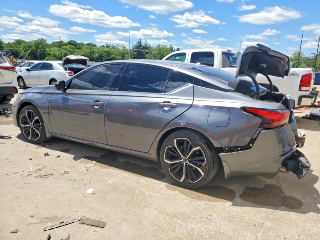 Nissan Altima Sr